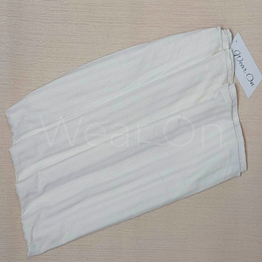 Irregular Ribbed Jersey – (White)
