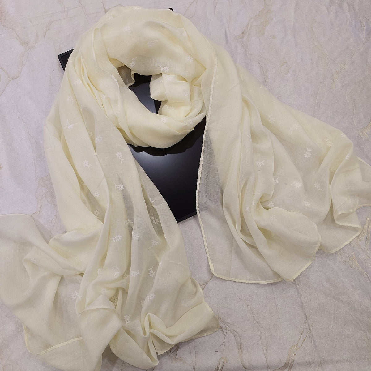 Lawn Floral Embossed (Off White)