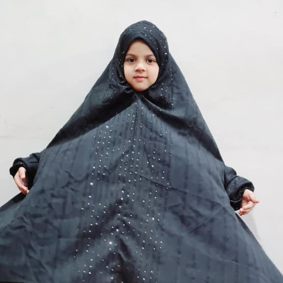 Kids Namaz Chaddar – black (Sequin Pannel)