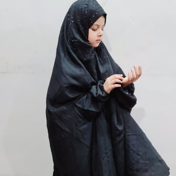Kids Namaz Chaddar – black (Sequin Pannel)