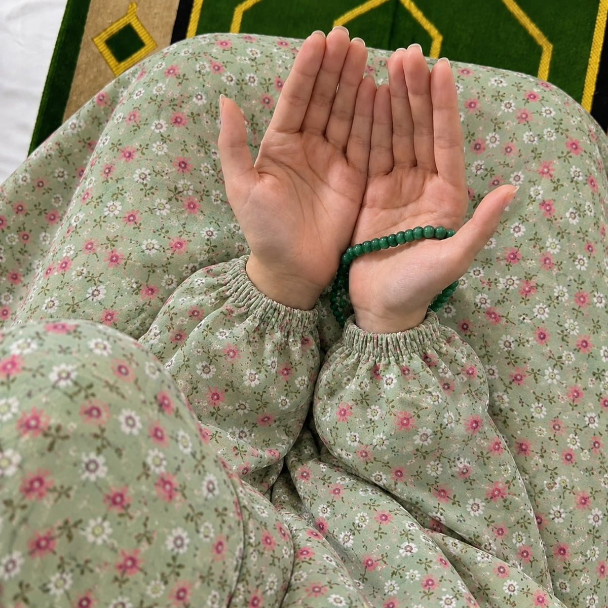 Namaz Chaddar -Garden Grace mint
