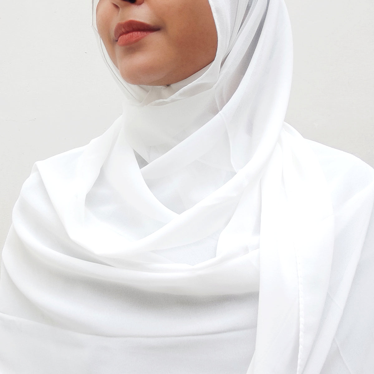 Georgette (White)